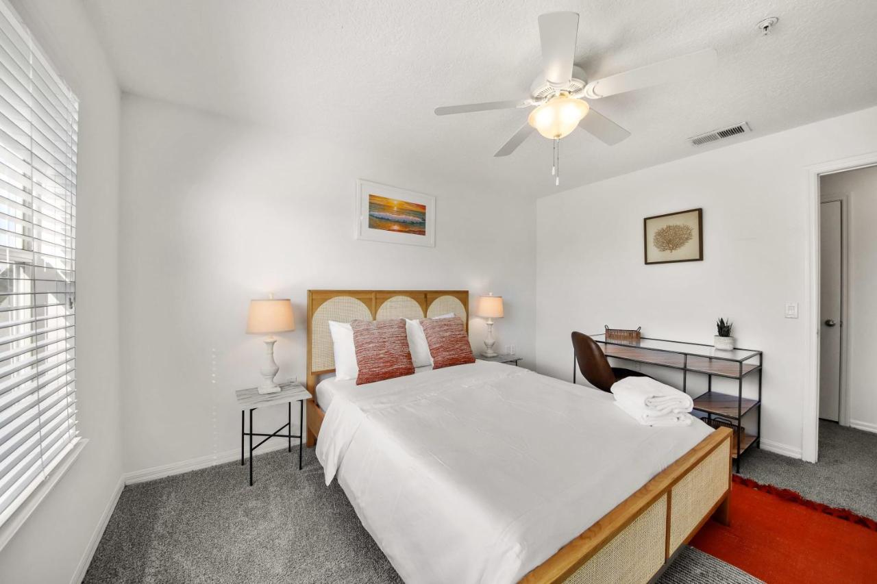 Ferienwohnung Viagem Stylish 1Br With Balcony Pool Gym Bradenton Exterior foto
