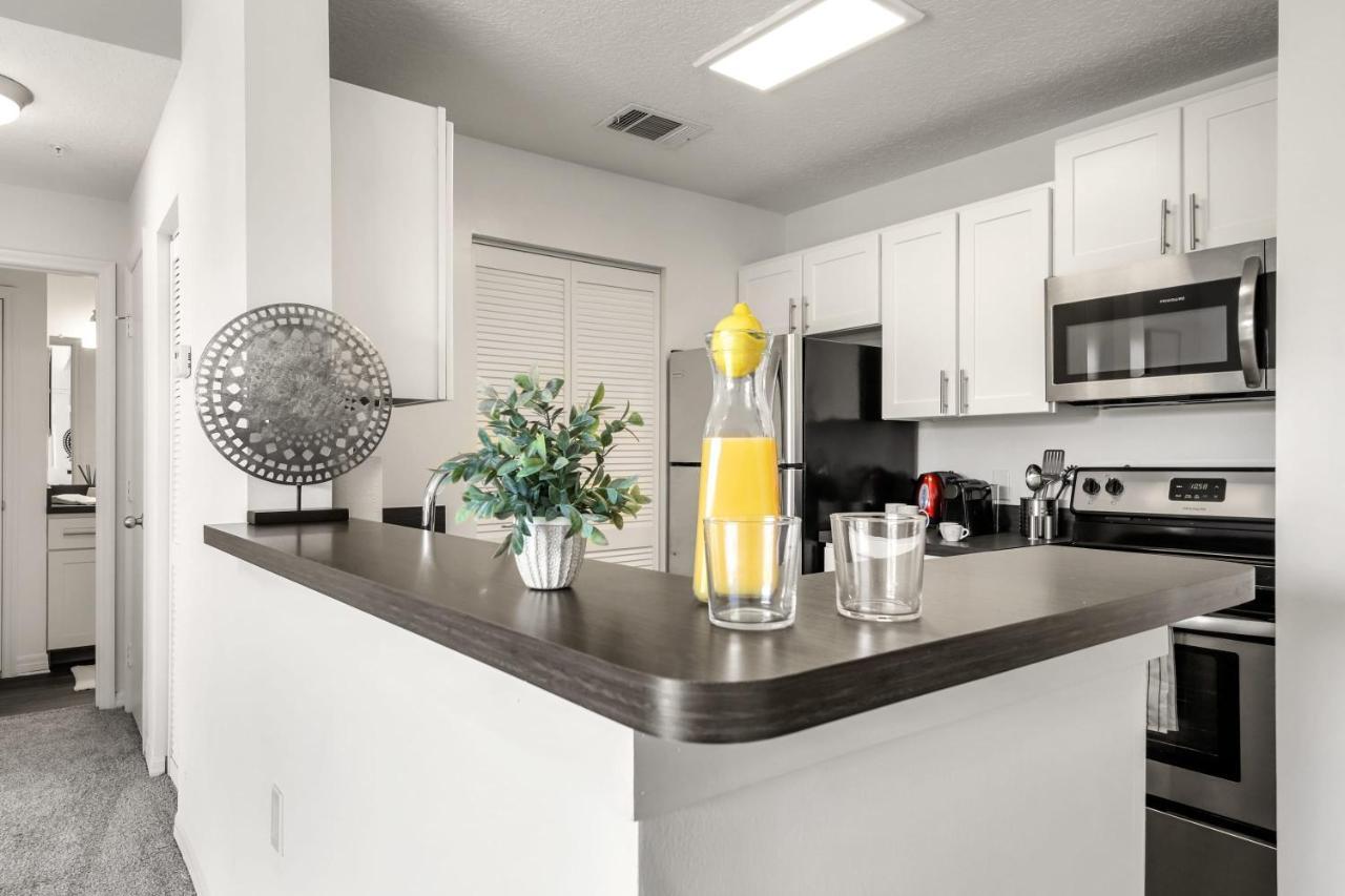 Ferienwohnung Viagem Stylish 1Br With Balcony Pool Gym Bradenton Exterior foto